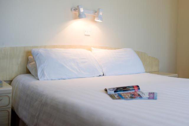 Talana Hotel Saint Helier Номер фото